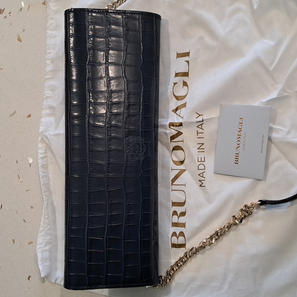 Bruno Magli bag - Picture 3 of 11